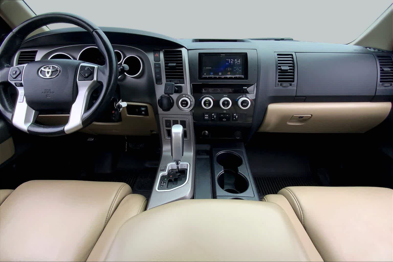 Used 2015 Super White Toyota SR5 image 15