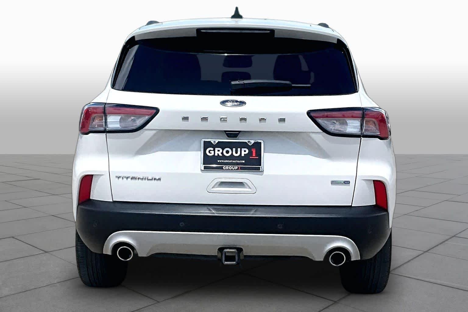 Used 2020 Star White Metallic Tri-Coat Ford Titanium image 5