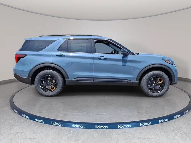 New 2026 Vapor Blue Metallic Ford Tremor image 3