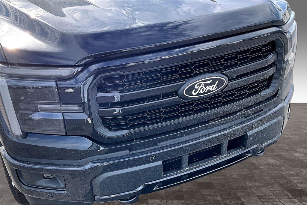 New 2026 Agate Black Metallic Ford Lariat® image 33