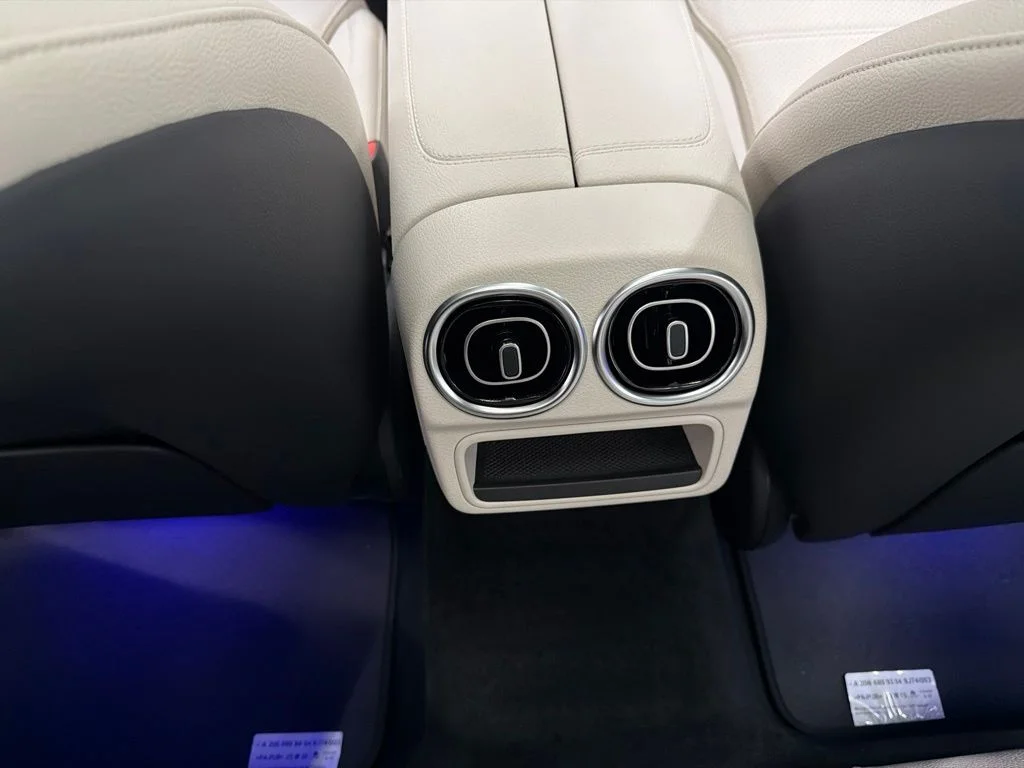 New 2026 Blue Mercedes-Benz C 300 image 22