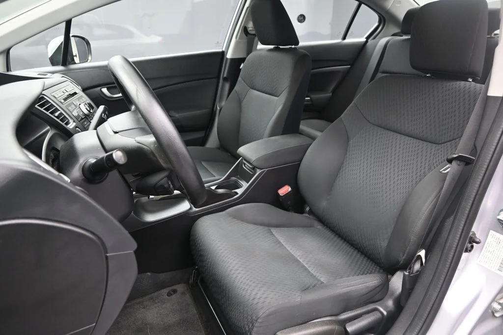 Used 2015 Silver Honda LX image 14