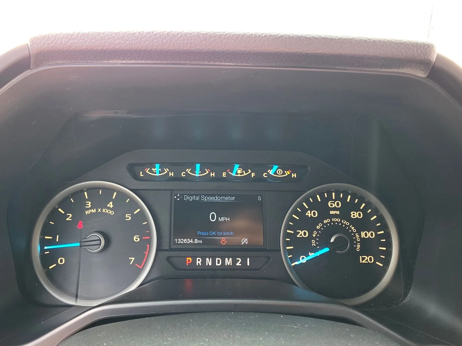 Used 2016 Blue Flame Metallic Ford XLT image 18