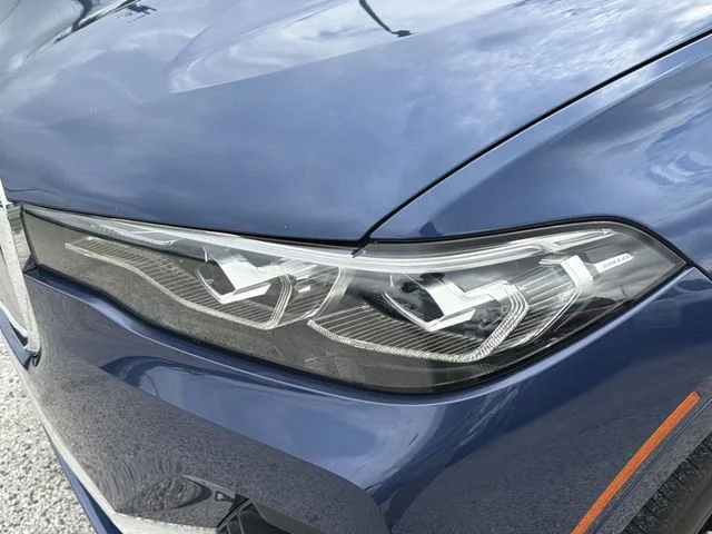 Used 2022 Blue BMW xDrive40i image 8