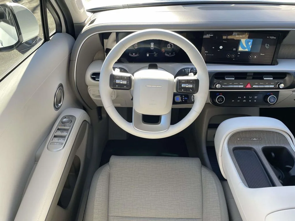New 2026 White Hyundai SE image 11