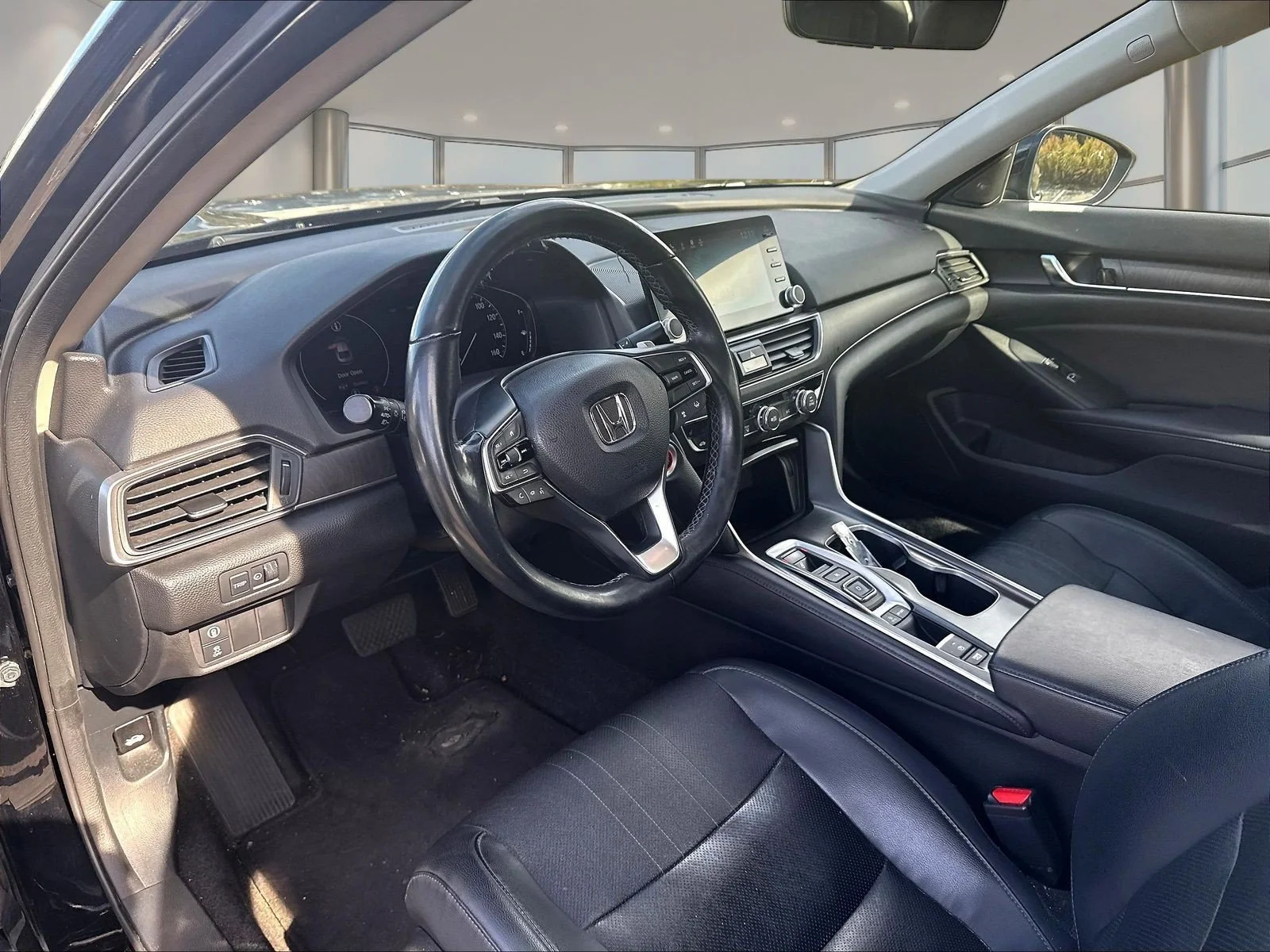 Used 2018 Crystal Black Pearl Honda EX-L 2.0T image 20