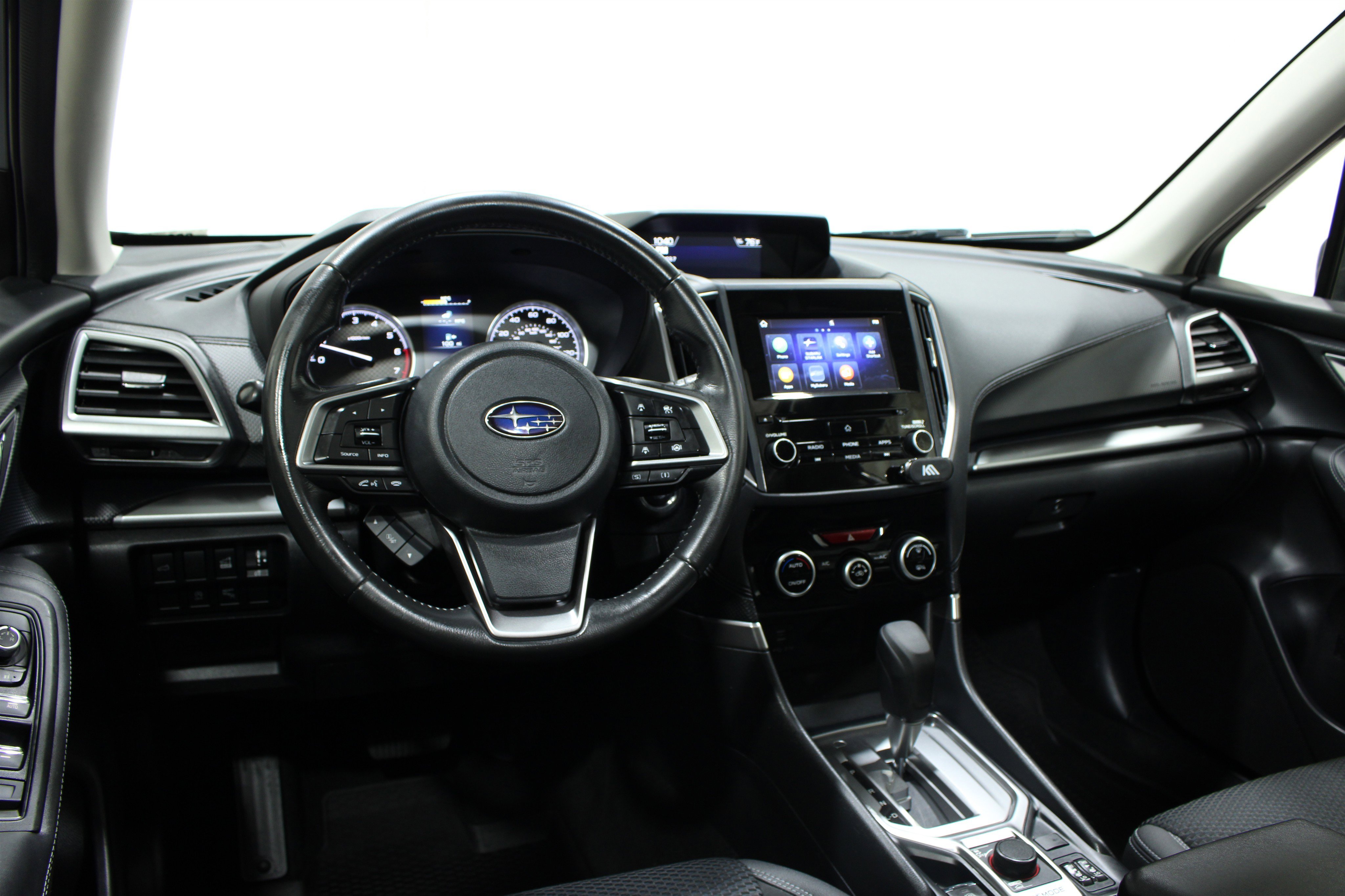 Used 2020 Ice Silver Metallic Subaru Premium image 2