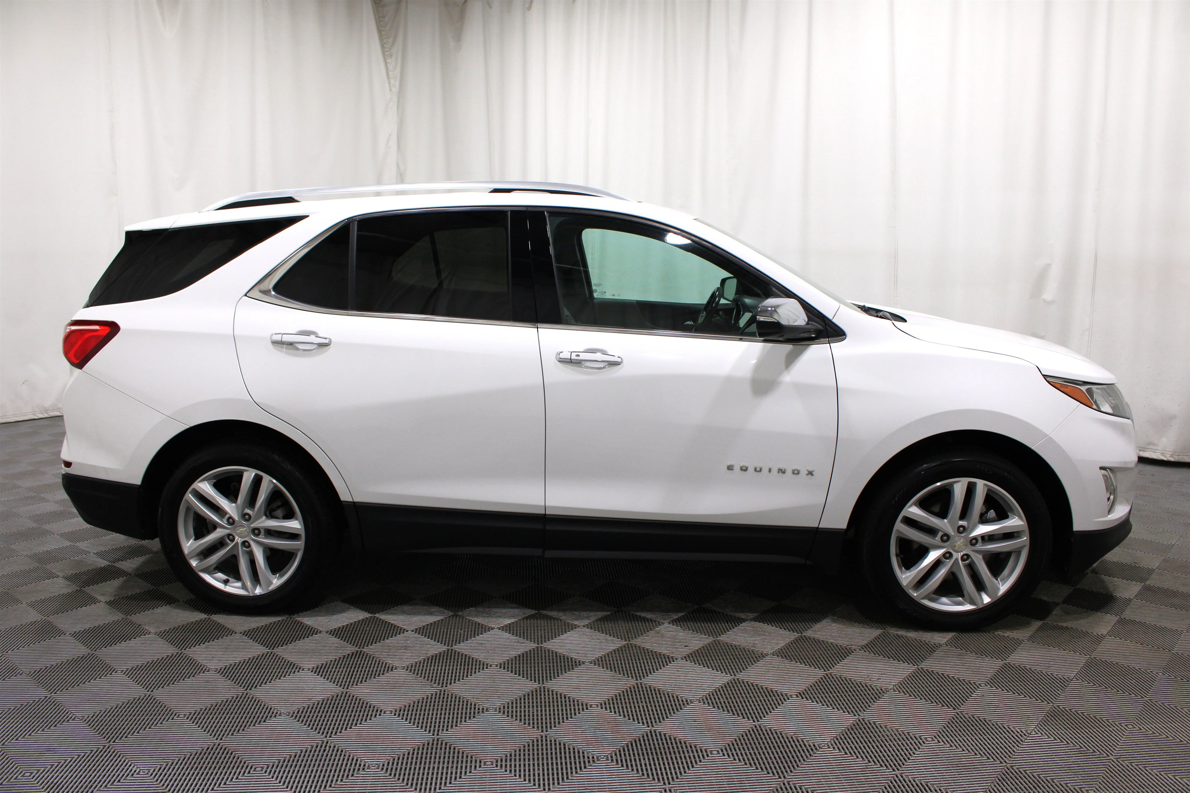 2020 Chevrolet Equinox Premier - Photo 32