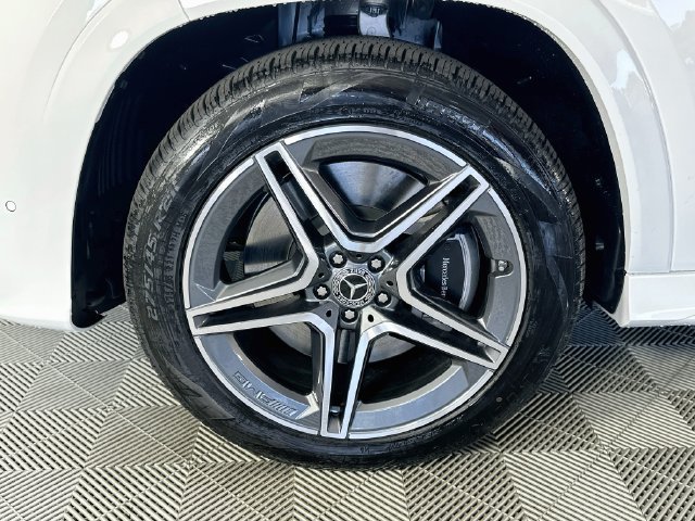 New 2027 Polar White Mercedes-Benz GLS 450 image 63