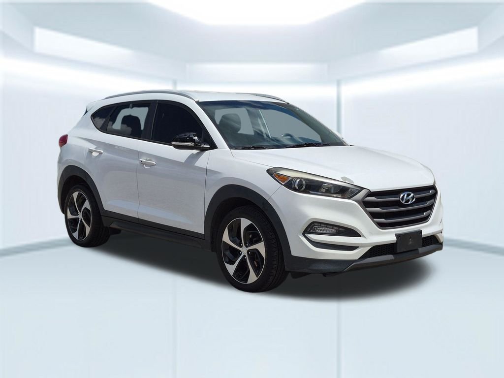Used 2016 White Hyundai Sport image 8