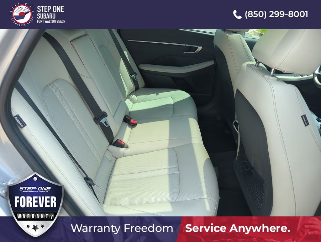 Used 2023 Silver Hyundai Limited image 33