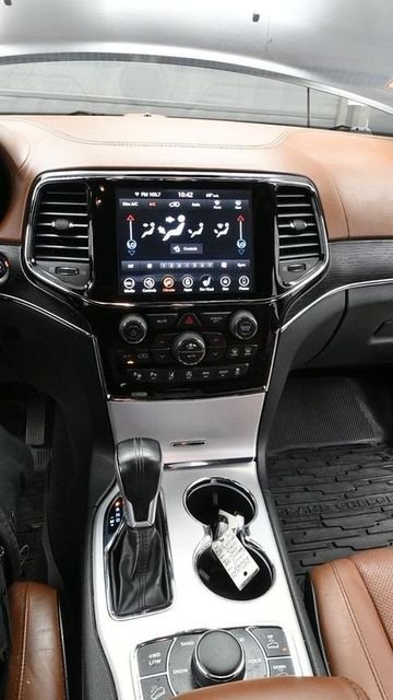 2020 Jeep Grand Cherokee Summit - Photo 12