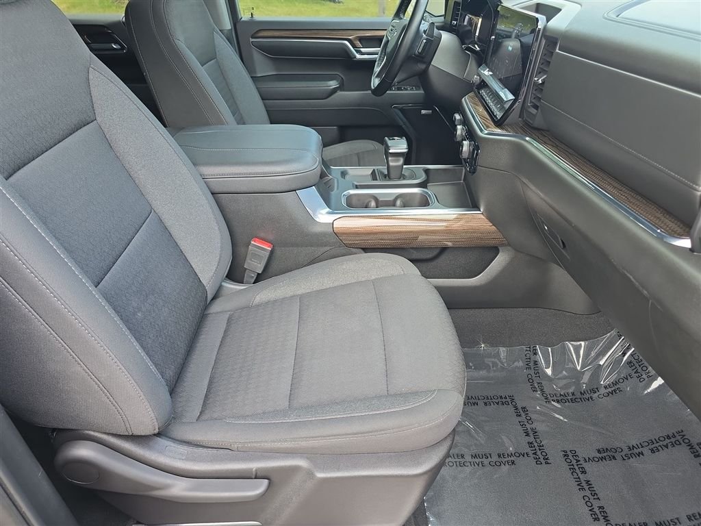 Used 2024 Black Chevrolet RST image 13