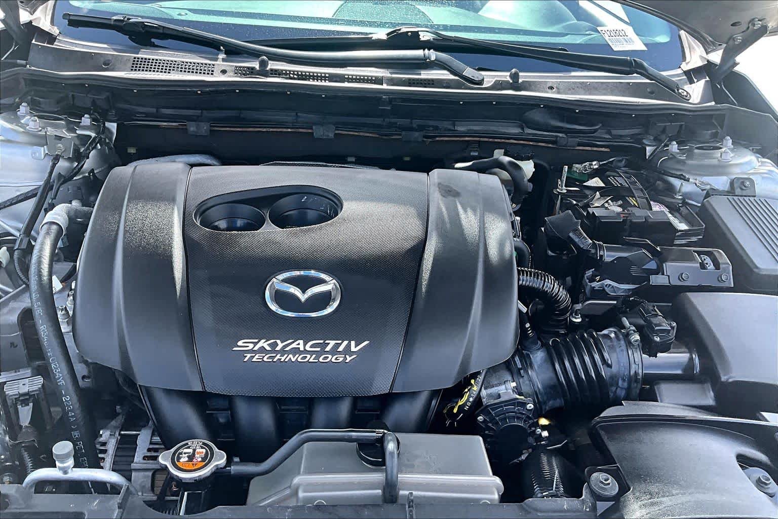 Used 2015 Liquid Silver Metallic Mazda i Touring image 30