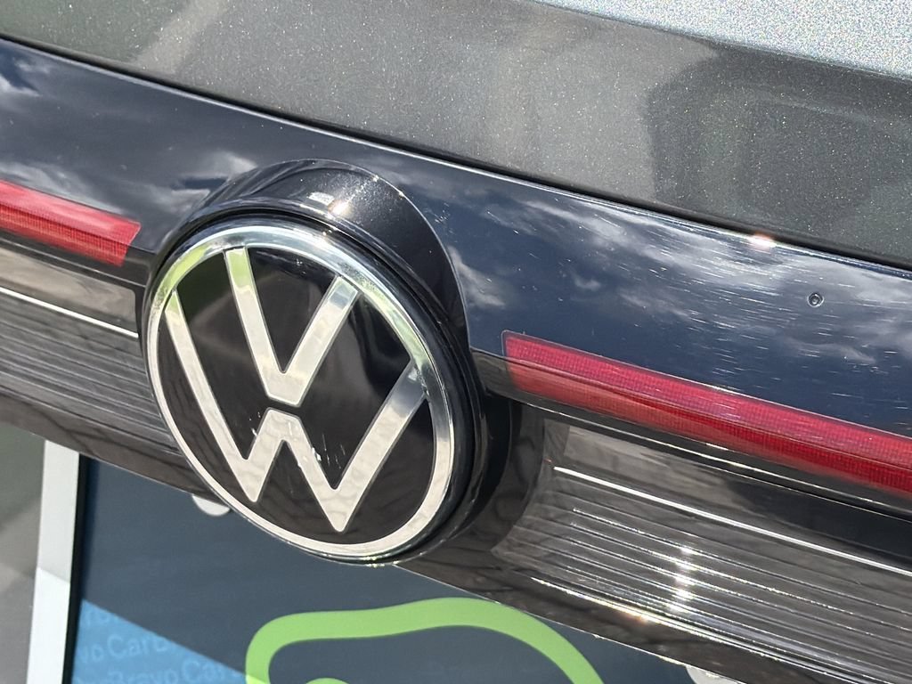 2025 Volkswagen Taos S - Photo 11