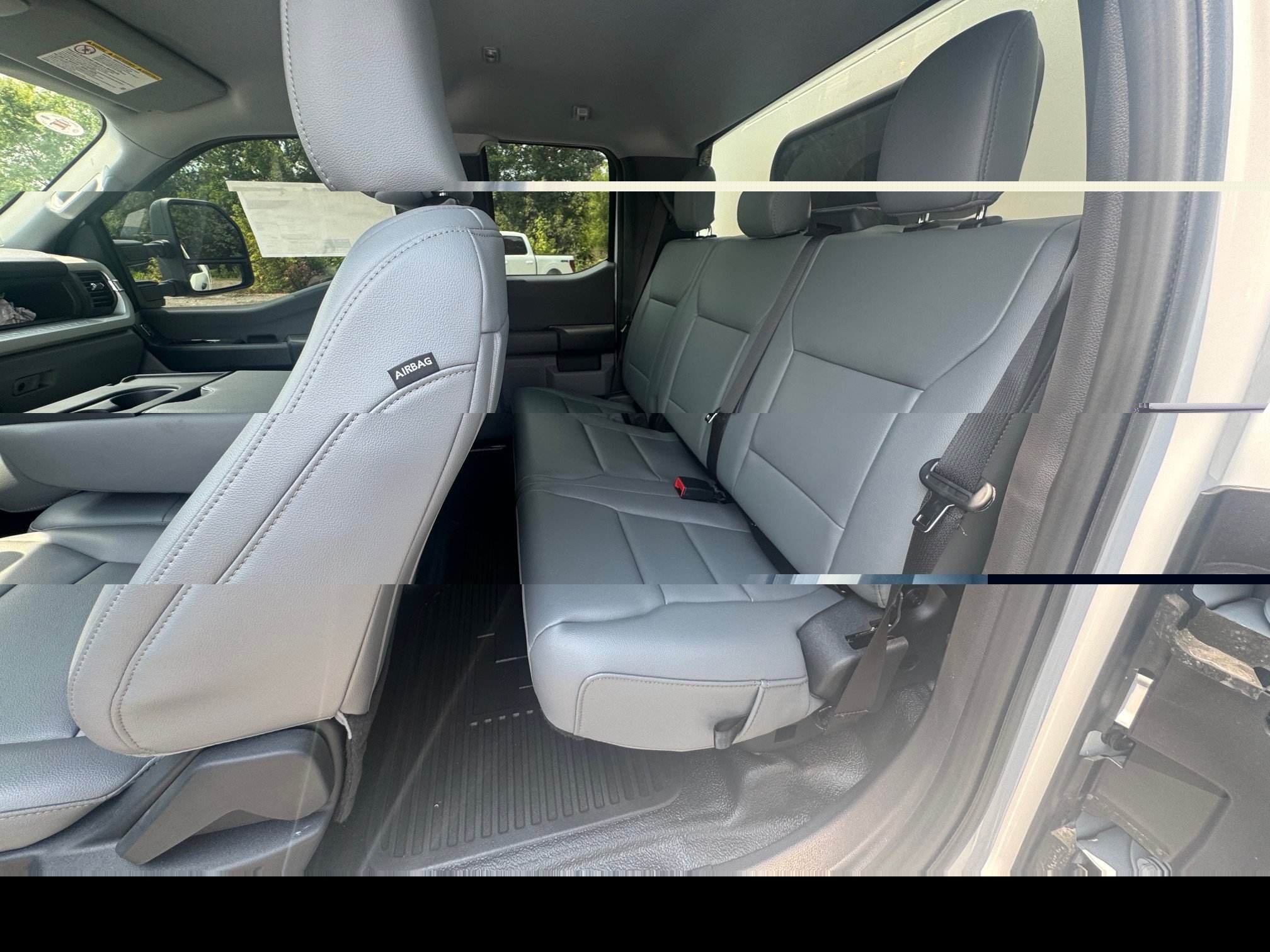 New 2026 Oxford White Ford F-250® XL image 18