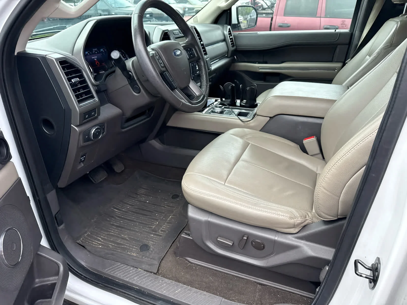 Used 2020 Oxford White Ford XLT image 8