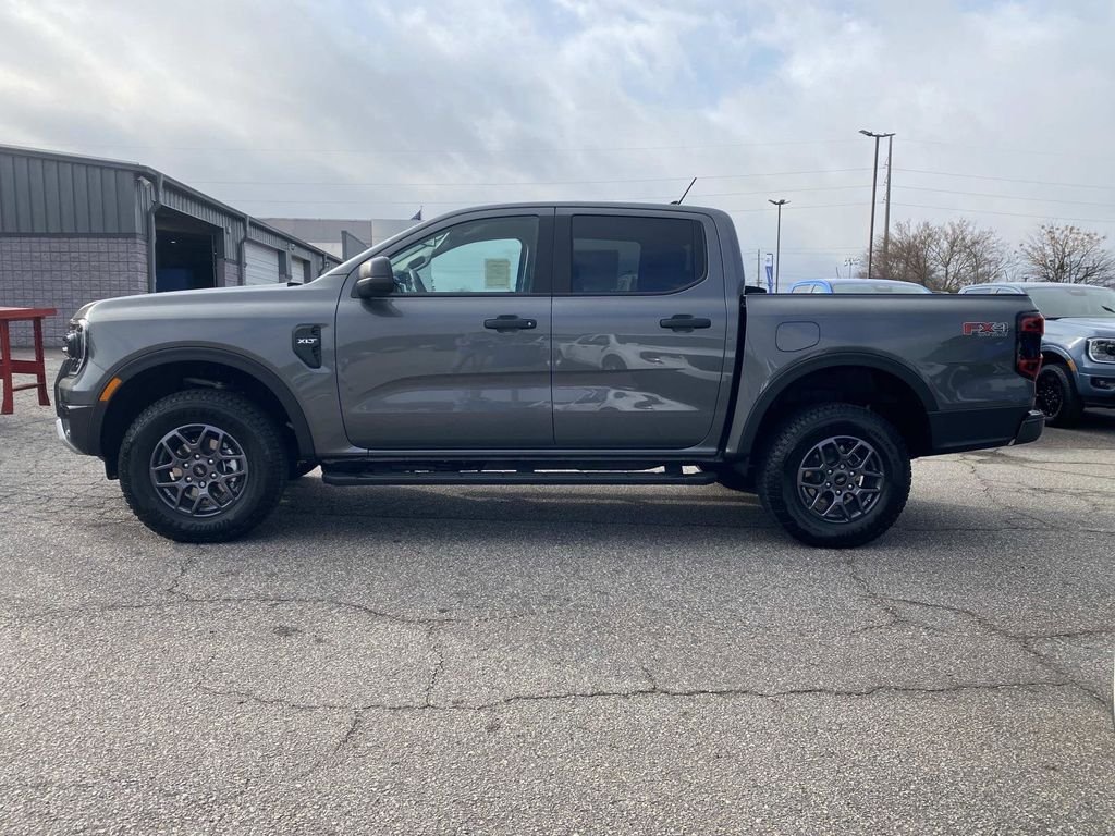 New 2026 Carbonized Gray Metallic Ford XLT image 5