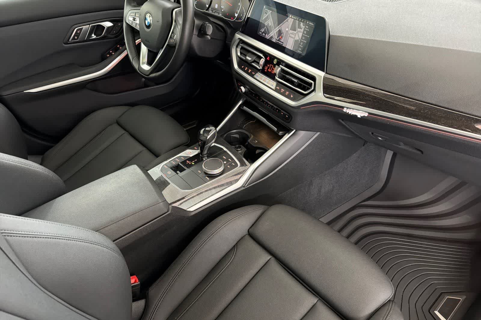 Used 2021 Jet Black BMW 330i image 15