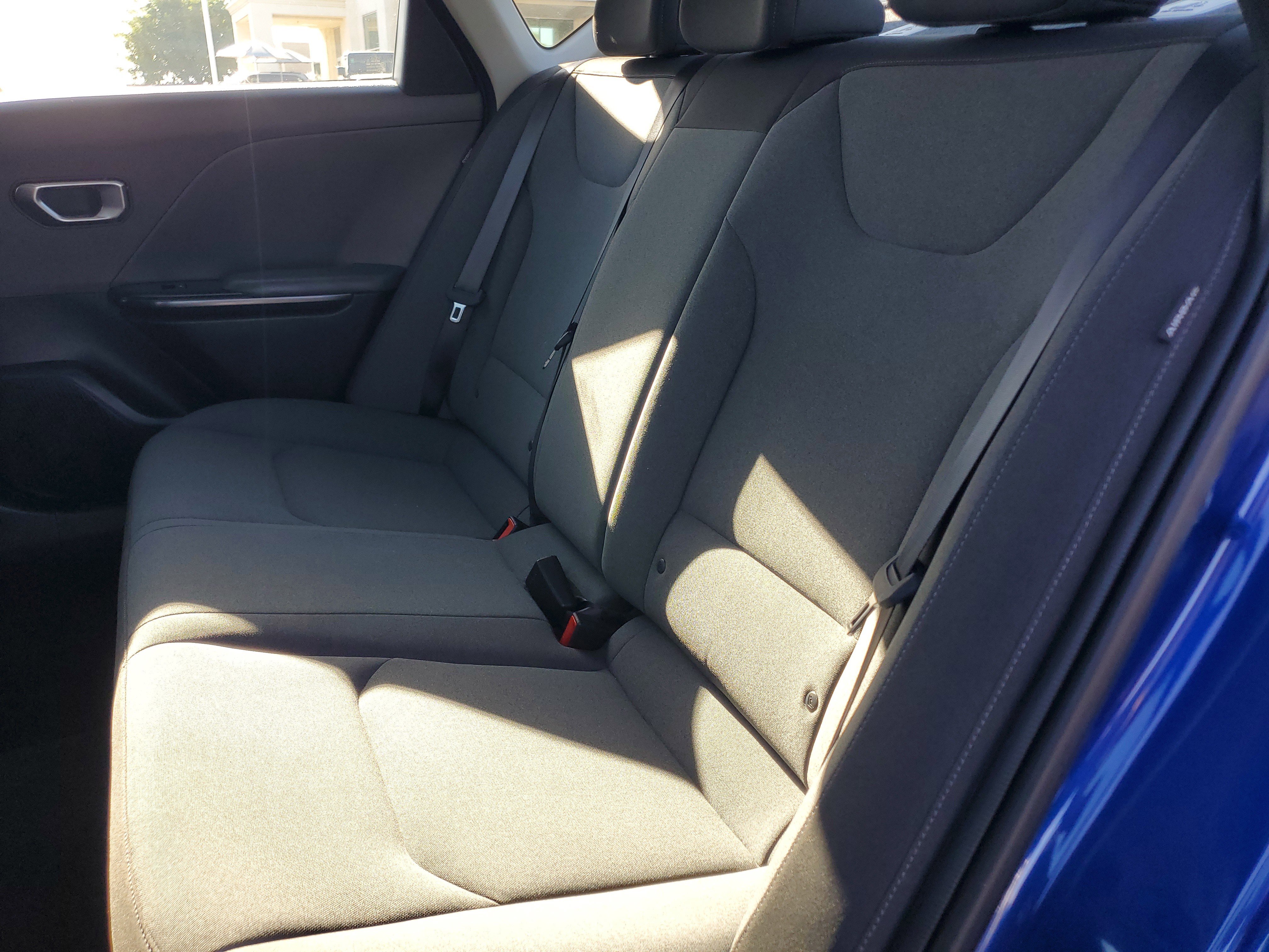 Used 2025 Blue Kia LXS image 13