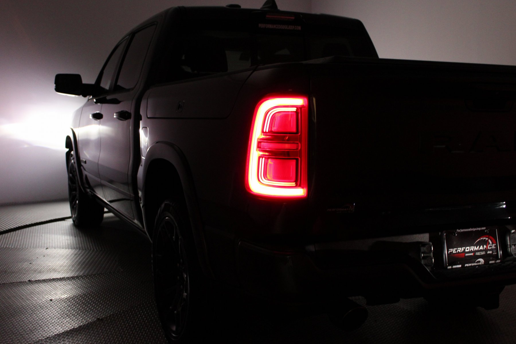 2026 RAM 1500 Limited - Photo 13