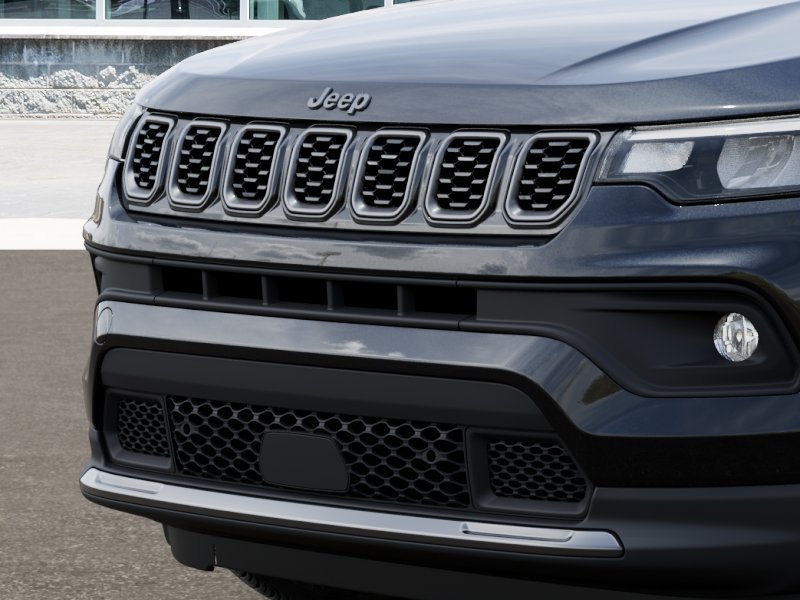 New 2026 Diamond Black Crystal Pearlcoat Jeep Latitude Altitude image 11