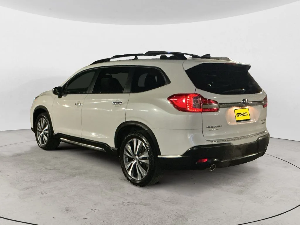 Used 2022 White Subaru Touring image 11