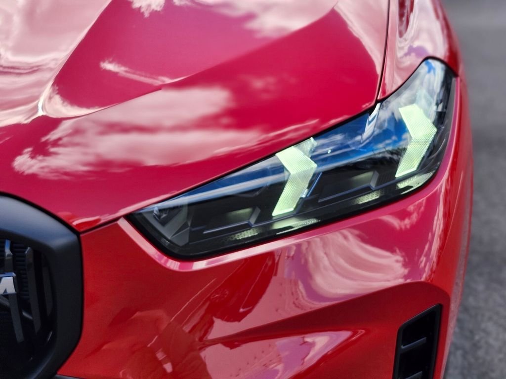 New 2026  BMW M60i image 10