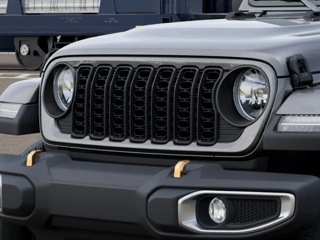 New 2026 Granite Crystal Metallic Clear-Coat Exterior Paint Jeep 85th Anniversary Edition image 11