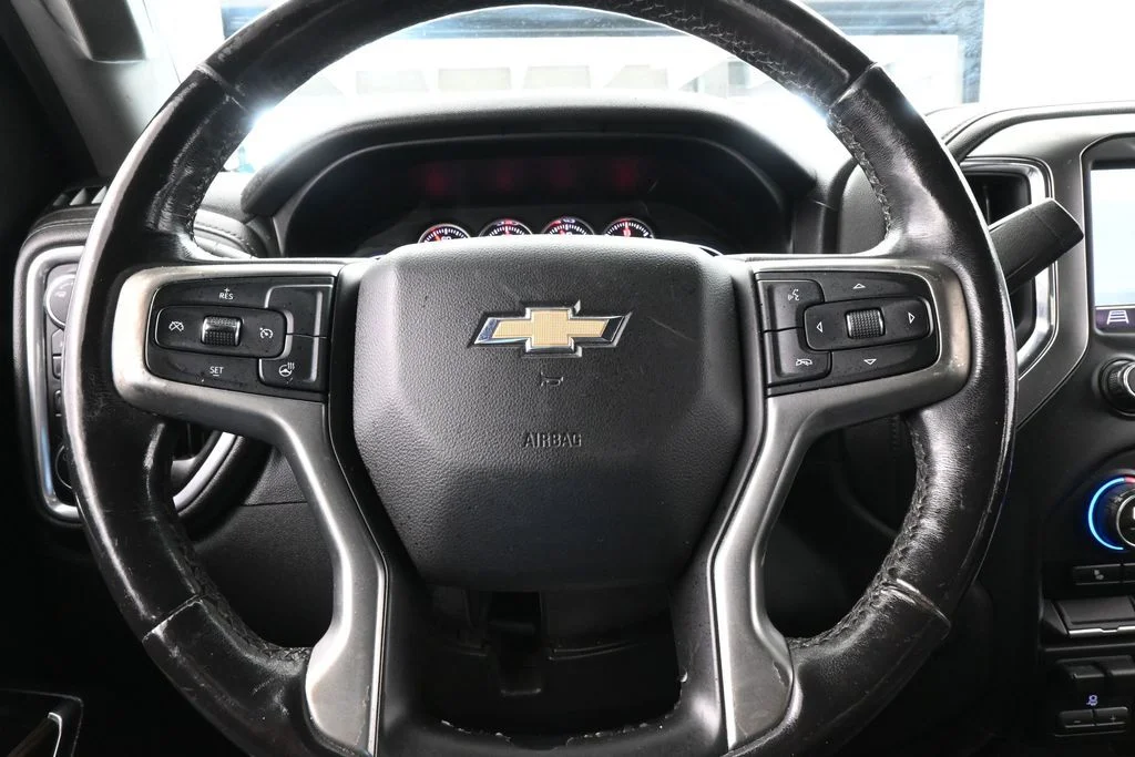 Used 2019 Black Chevrolet LT image 23