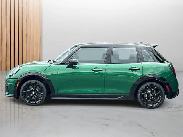 New 2026 British Racing Green IV Met MINI Iconic image 5