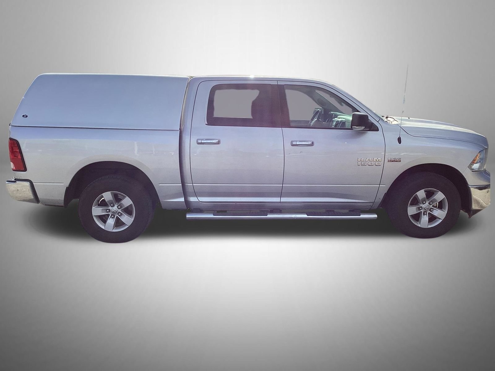 2017 RAM 1500 Big Horn 4x4 Crew Cab 5'7's photo