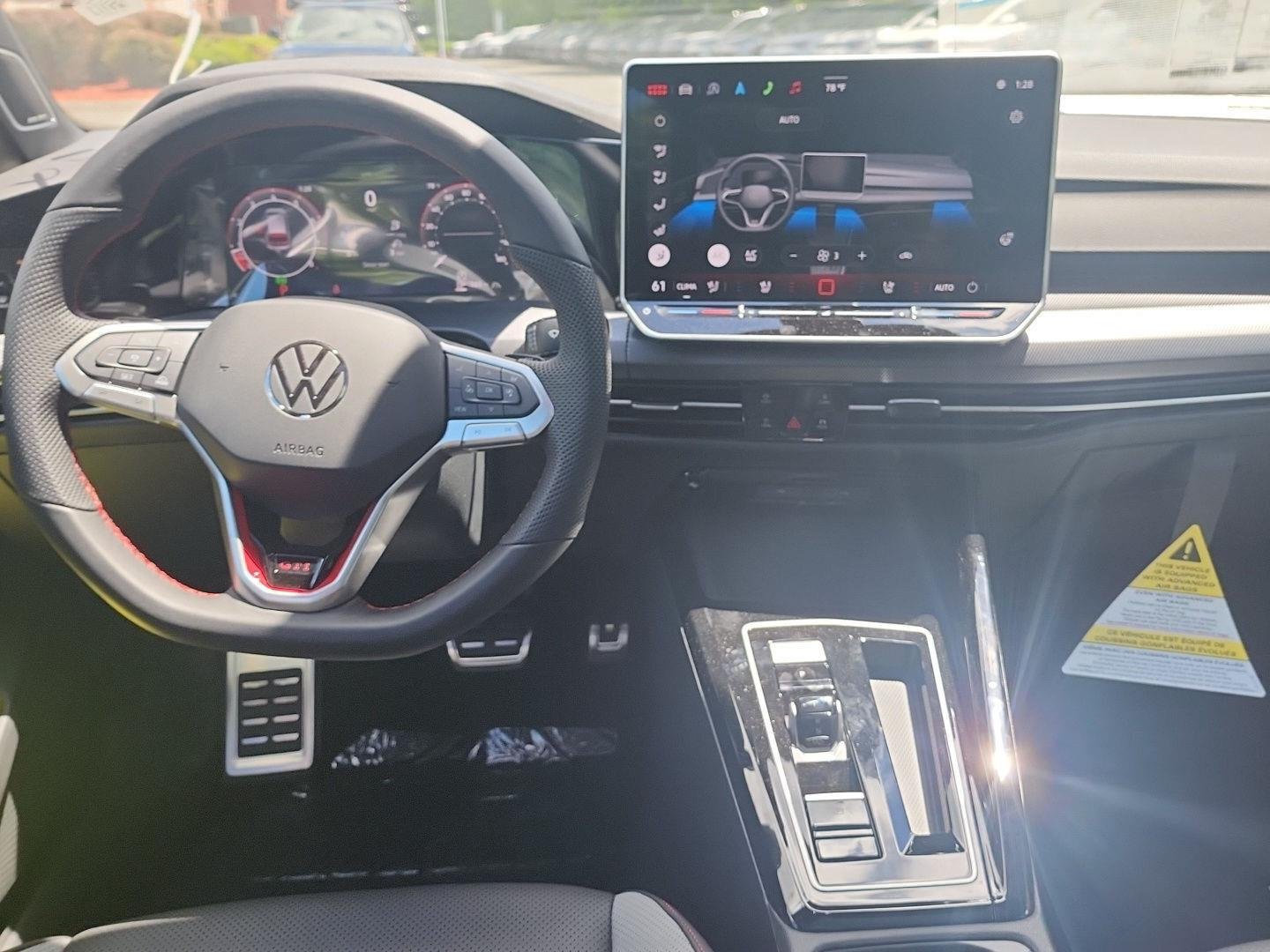 2026 Volkswagen Golf GTI SE - Photo 16