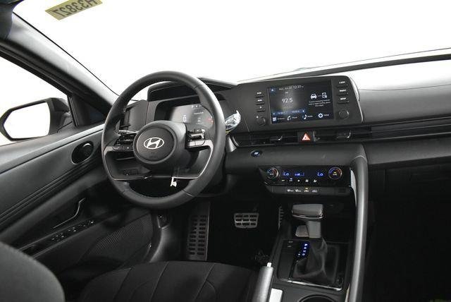 New 2026 White Hyundai SEL Sport image 62