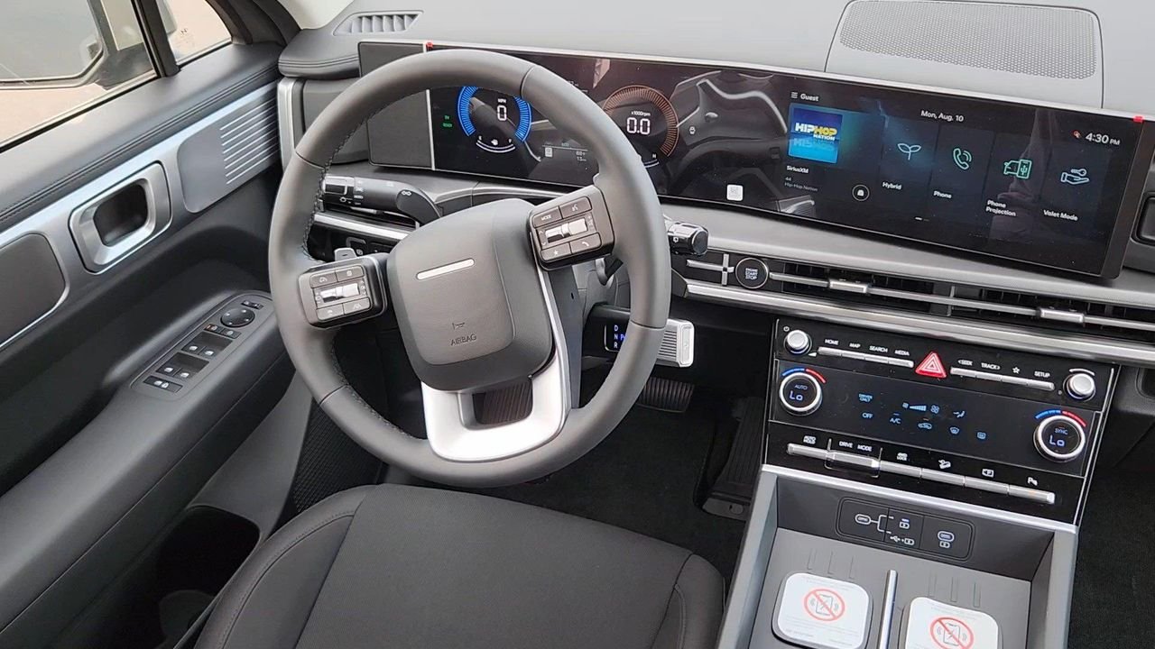 New 2026 Hampton Gray Hyundai SE image 5