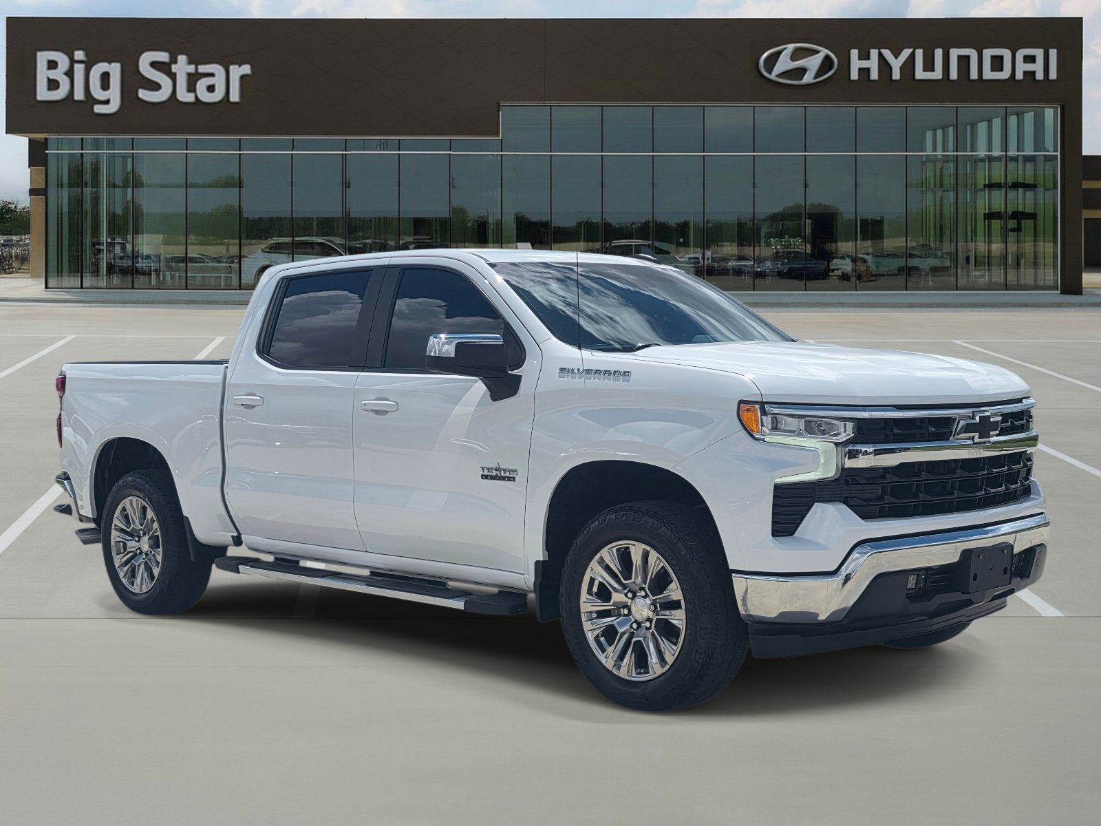 Used 2022 Summit White Chevrolet LT image 6