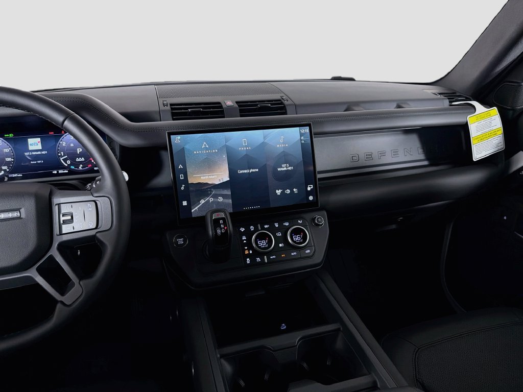 New 2026 Fuji White Land Rover X-Dynamic SE image 25