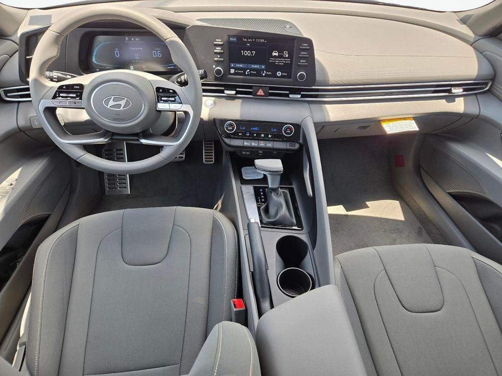 New 2026 Black Hyundai SEL Sport image 18