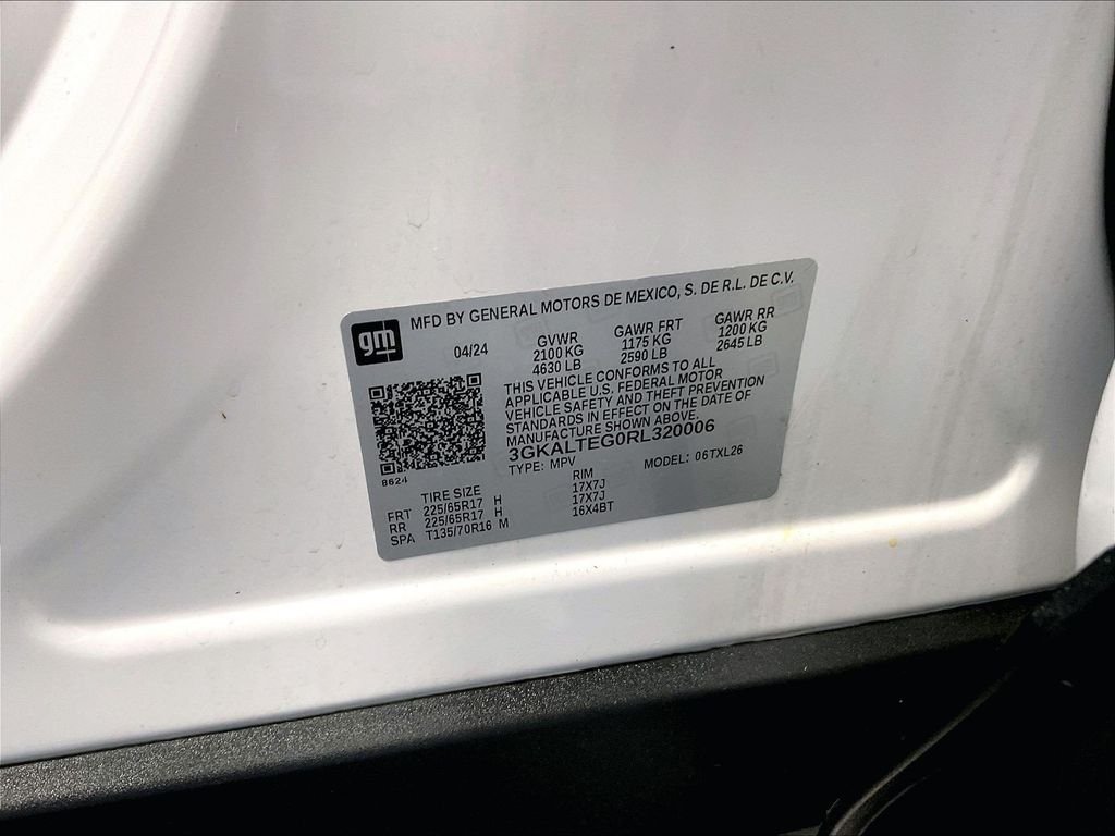 Used 2024 White GMC SLE image 35