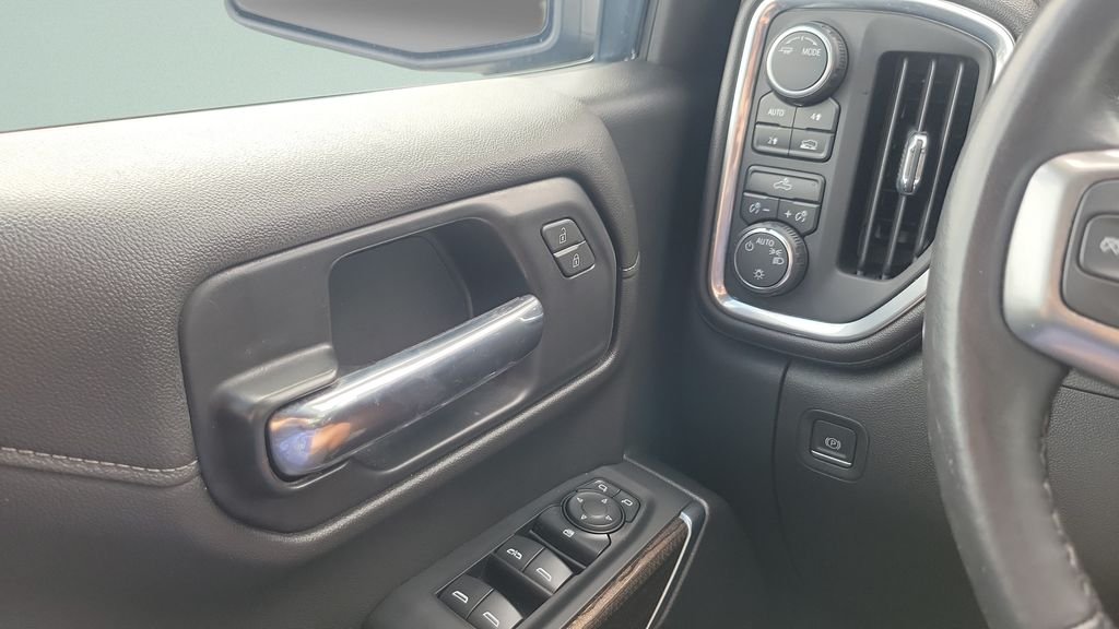 2022 Chevrolet Silverado 1500 LT - Photo 19