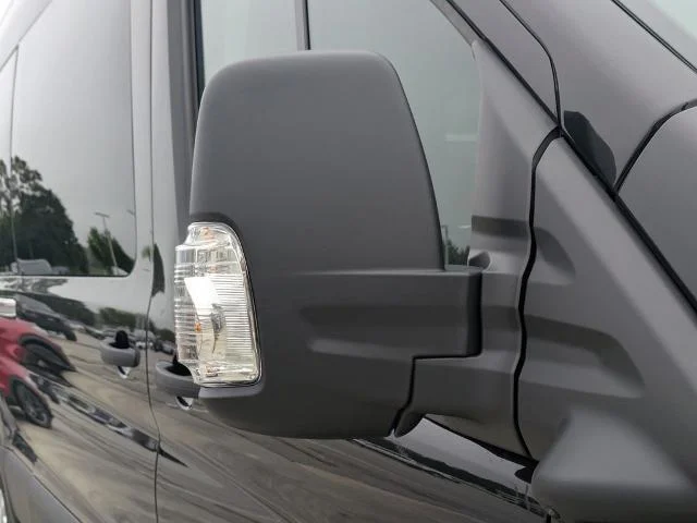 New 2026 Agate Black Metallic Ford XLT image 43