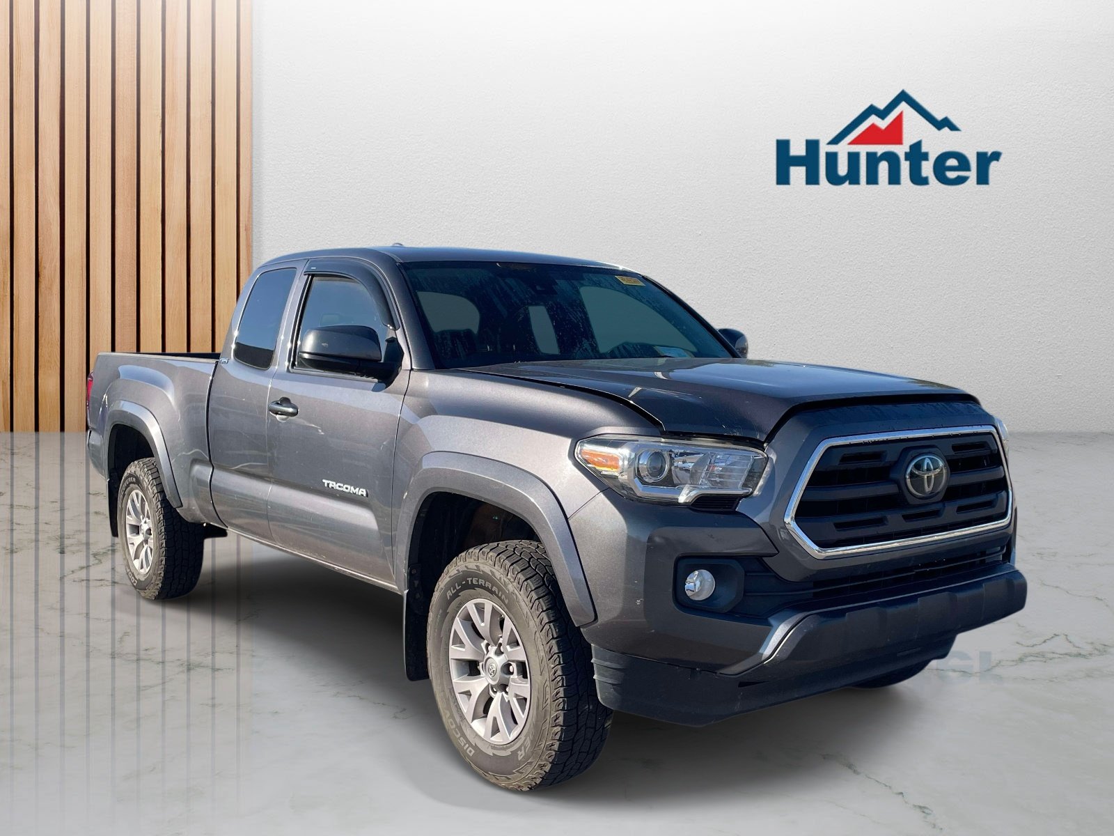 Used 2018 Magnetic Gray Metallic Toyota SR5 image 1
