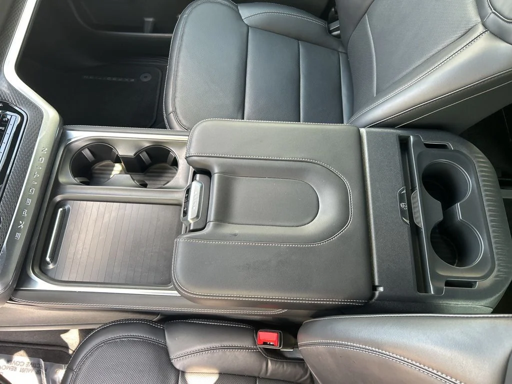 Used 2025 Gray Ford Platinum image 15