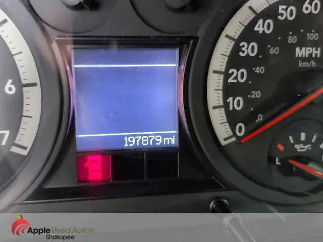 Used 2011 White Ram Sport image 11