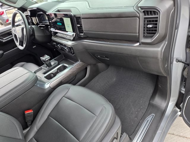 2023 Chevrolet Silverado 1500 LTZ - Photo 16
