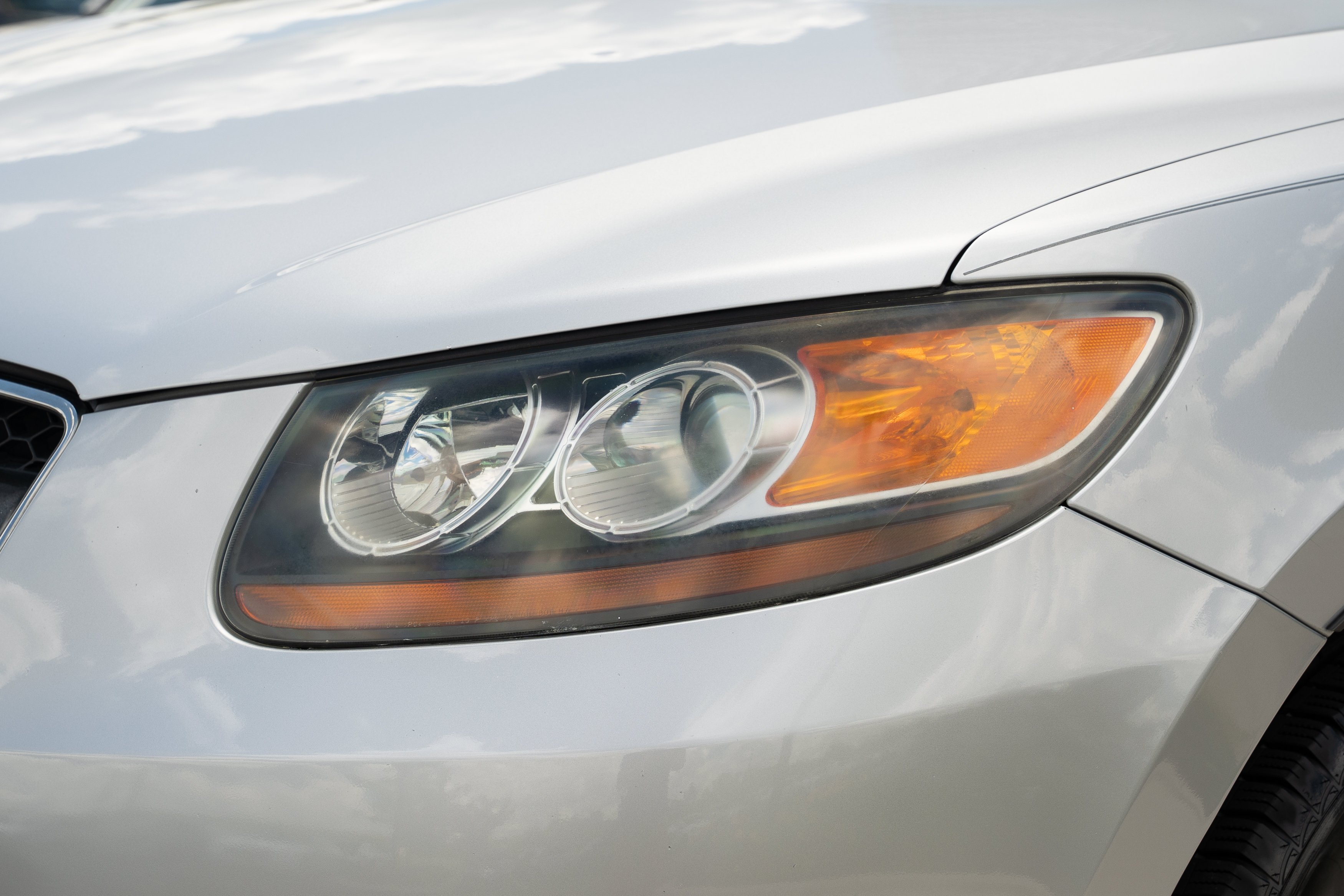 Used 2007 Bright Silver Hyundai SE image 30