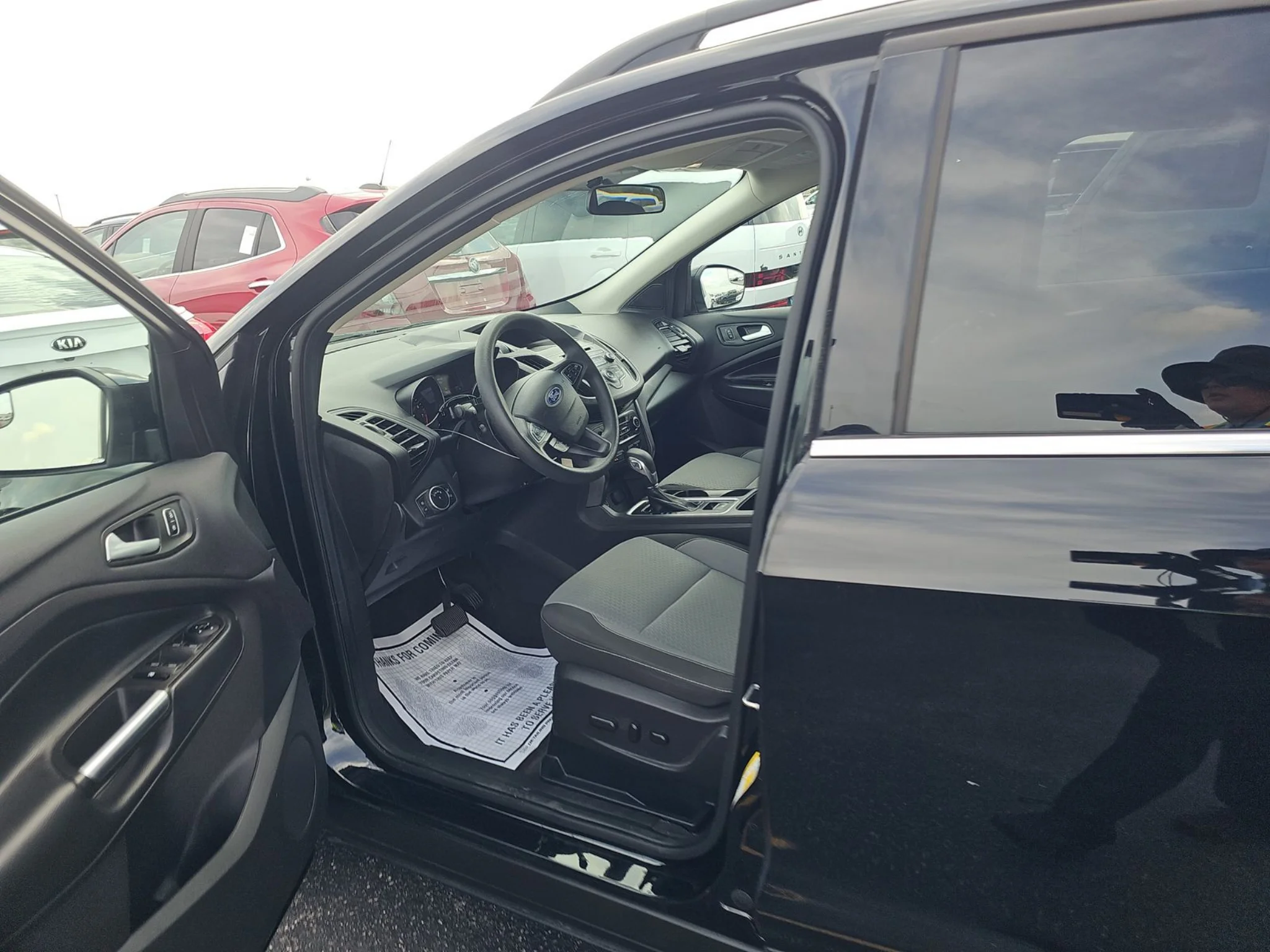 Used 2018 Shadow Black Ford SE image 12