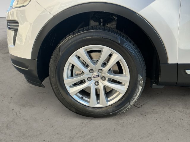 Used 2018 White Ford XLT image 9