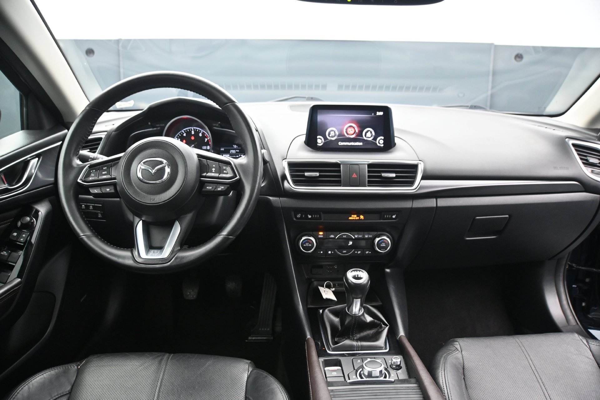 Used 2018 Deep Crystal Blue Mica Mazda Grand Touring image 18