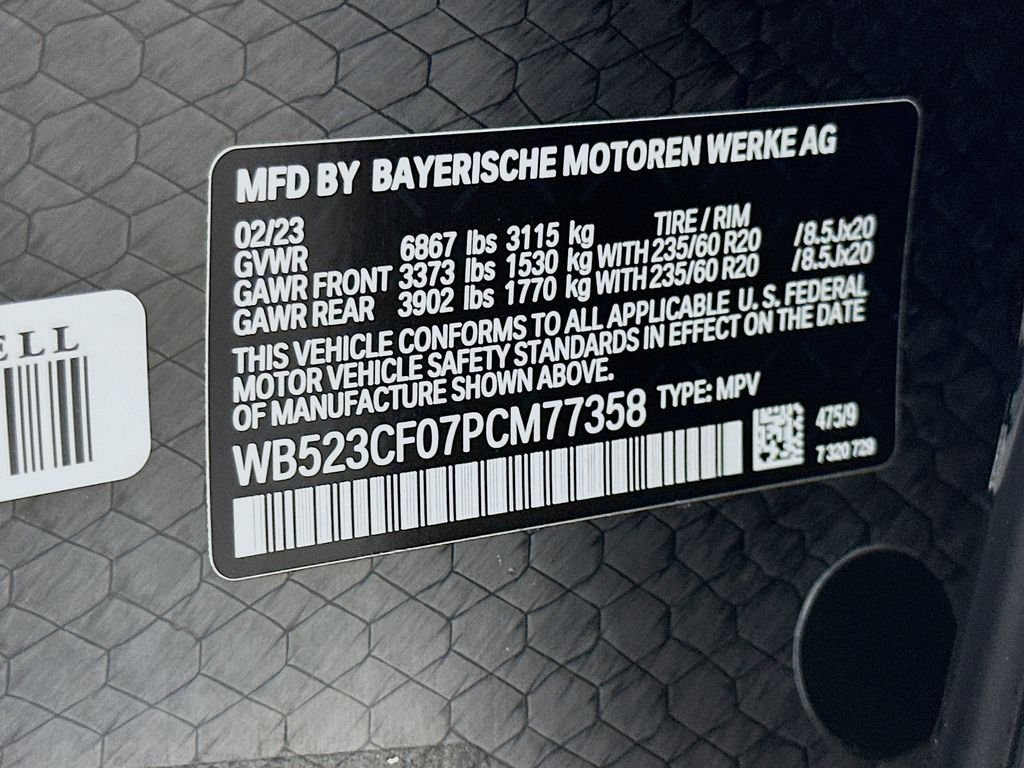 Certified Used 2023 Black Sapphire Metallic BMW xDrive50 image 32